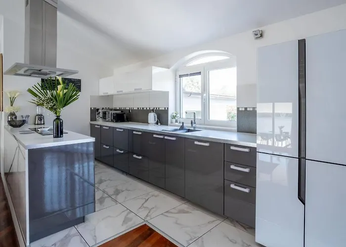 50 Shades Of Grey Villa Pula